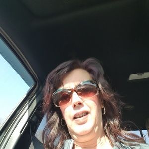 Meet your Posher, Rose